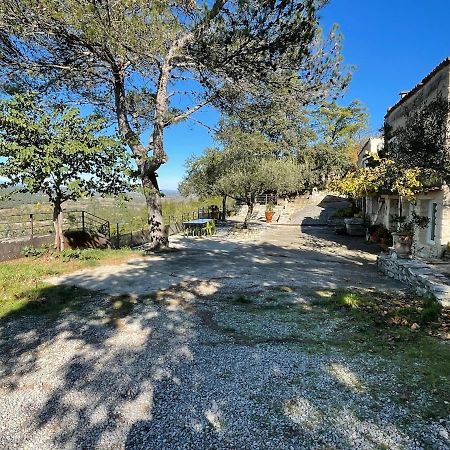 Le Castellas - Gite En Pleine Nature Montmirat Exterior photo