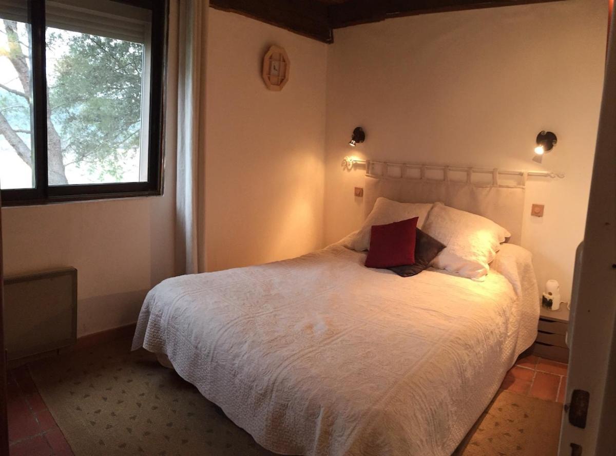 Le Castellas - Gite En Pleine Nature Montmirat Exterior photo
